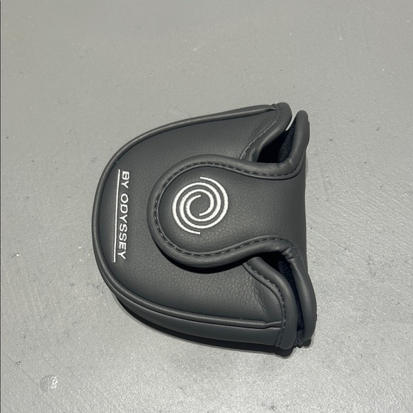 Odyssey Mallet Putter Golf Head Cover - Picture 2 of 8